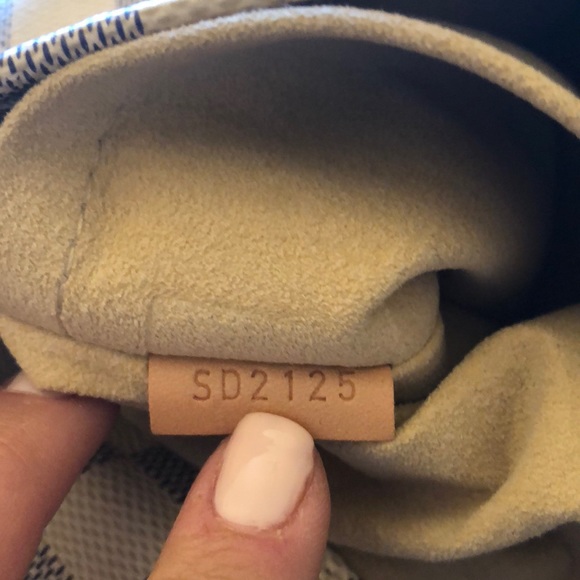 AUTHENTIC Louis Vuitton Artsy MM AMAZING CONDITION - Picture 6 of 8